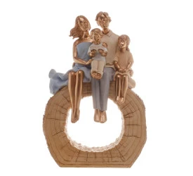 Figura Decorativa Wolff Resina Família 18x8x27cm