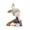 Figura Decorativa Wolff de Resina Boneca C/xicara 21x12x29cm