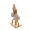 Figura Decorativa Wolff Resina Família Branco 10x7x20cm