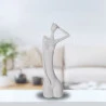 Escultura Yangzi Resina Silhueta 9x5x24cm 