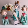 Figura Decorativa Wolff Resina Boneca C/coração 14x10x22cm